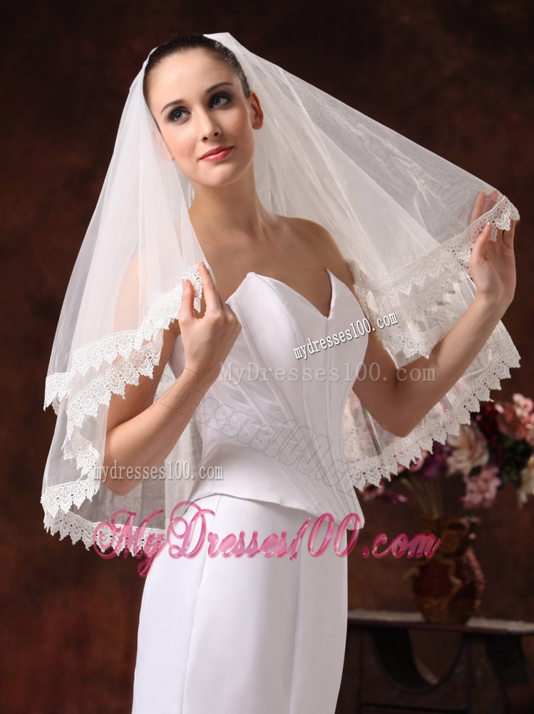 Two-tier Lace Edge And Tulle For Wedding