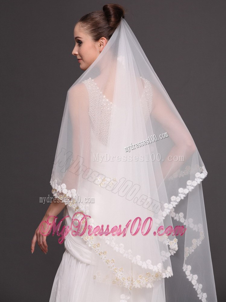 Two-tier Lace For Bridal Veil For Wedding