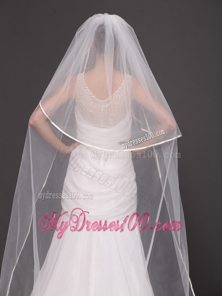 Two-tier Tulle White Chapel-length Bridal Veils