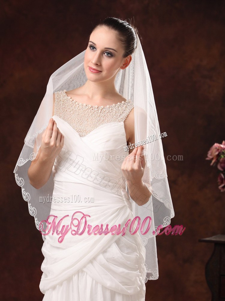 Two-tier Tulle With Embroidery For Graceful Wedding