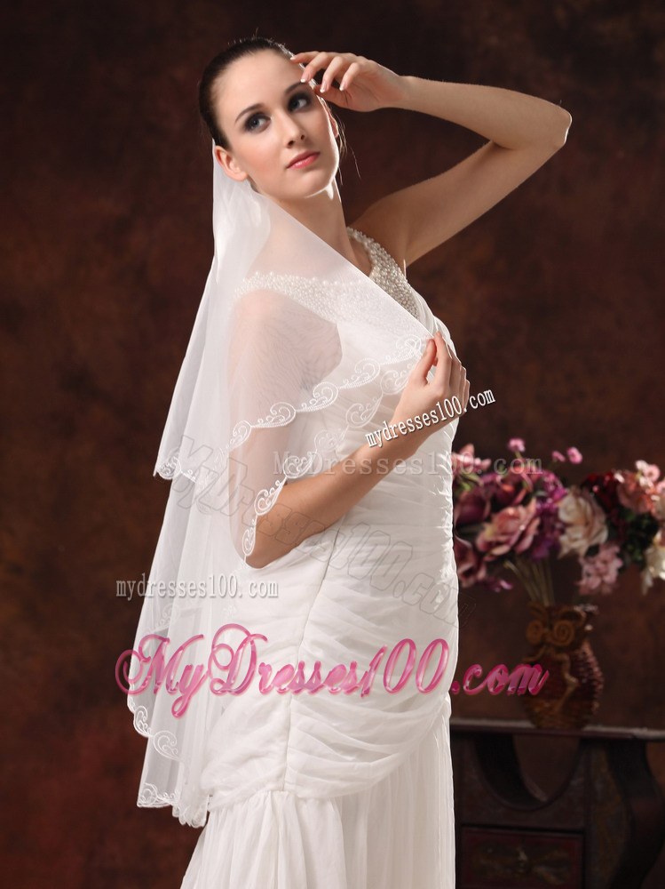 Two-tier Tulle With Embroidery For Graceful Wedding