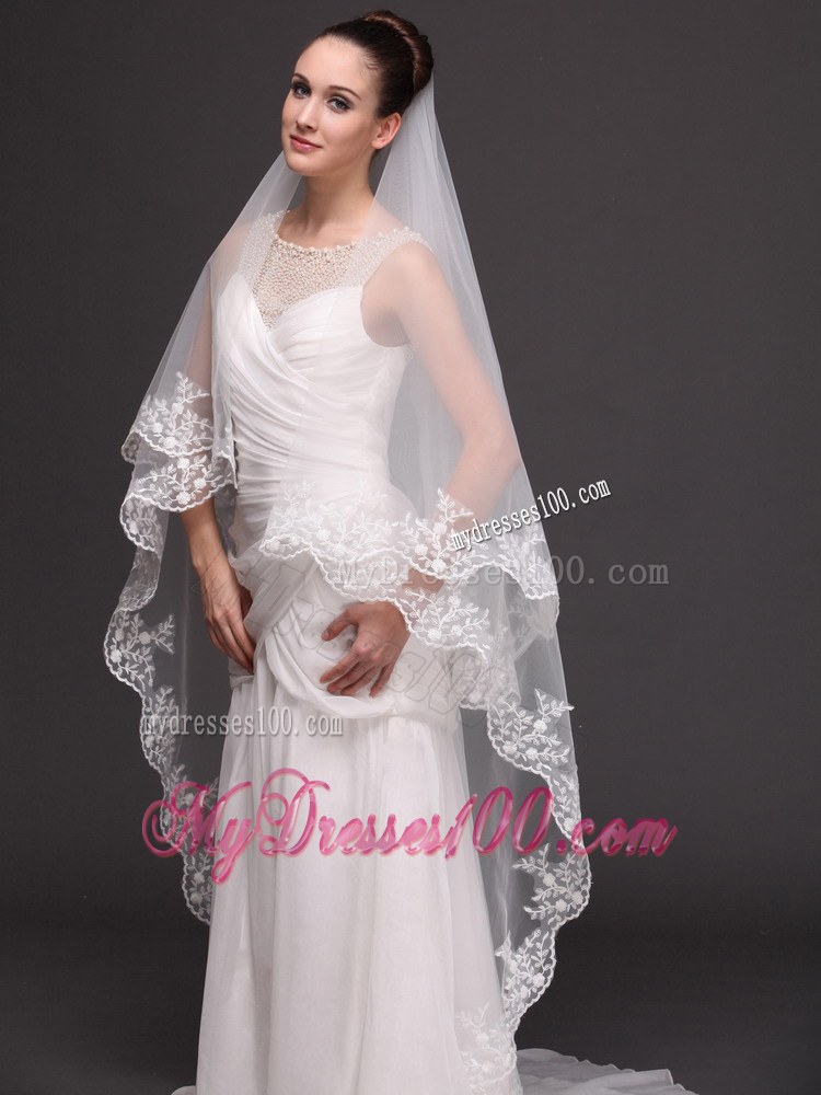 Lace Appliques Tulle Graceful Wedding Veil