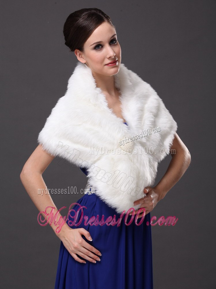 Button Gorgeous Faux Fur Trumpet/ Mermaid V-neck Wraps / Shawls