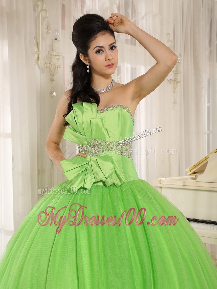Beading and Bowknot Accent Floor-length Dresses 15 in Spring Green