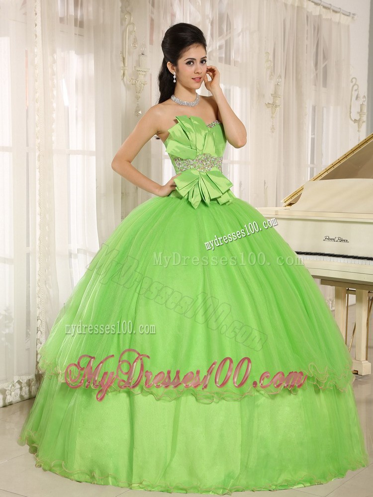 Beading and Bowknot Accent Floor-length Dresses 15 in Spring Green