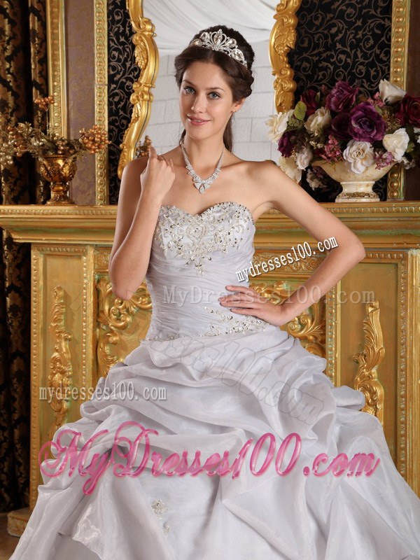 Beaded Sweetheart Floor-length Organza Appliques Grey Quinceanera Dress