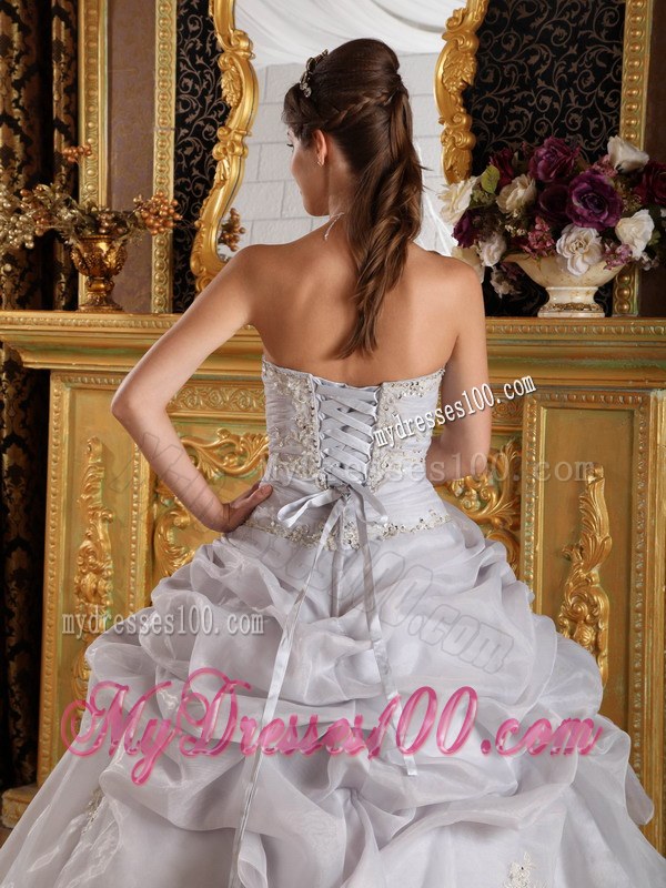 Beaded Sweetheart Floor-length Organza Appliques Grey Quinceanera Dress