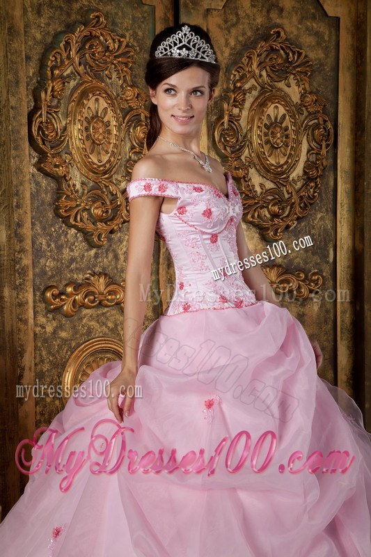 Wholesale Price Off The Shoulder Pink Appliques Organza Quinceanera Dress
