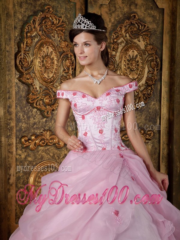 Wholesale Price Off The Shoulder Pink Appliques Organza Quinceanera Dress