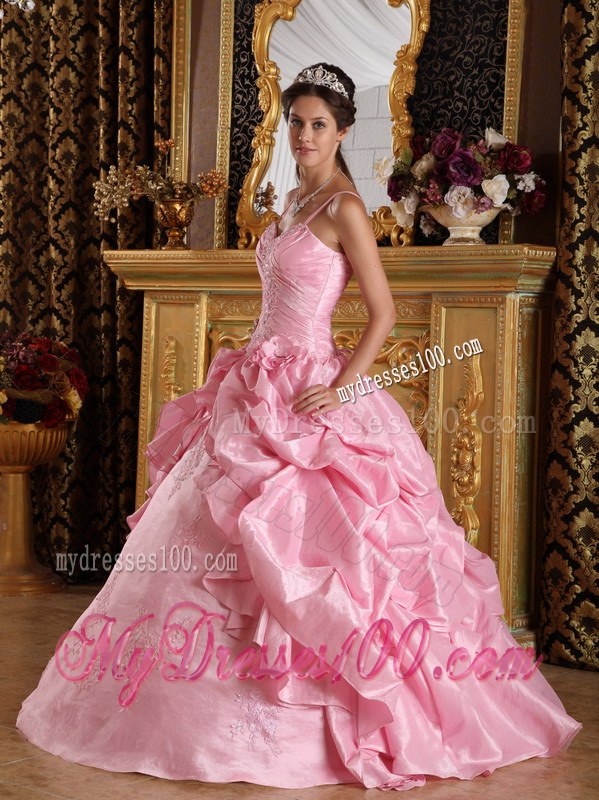 Pink Spaghetti Straps Taffeta Beading and Appliques Quinceanera Dress