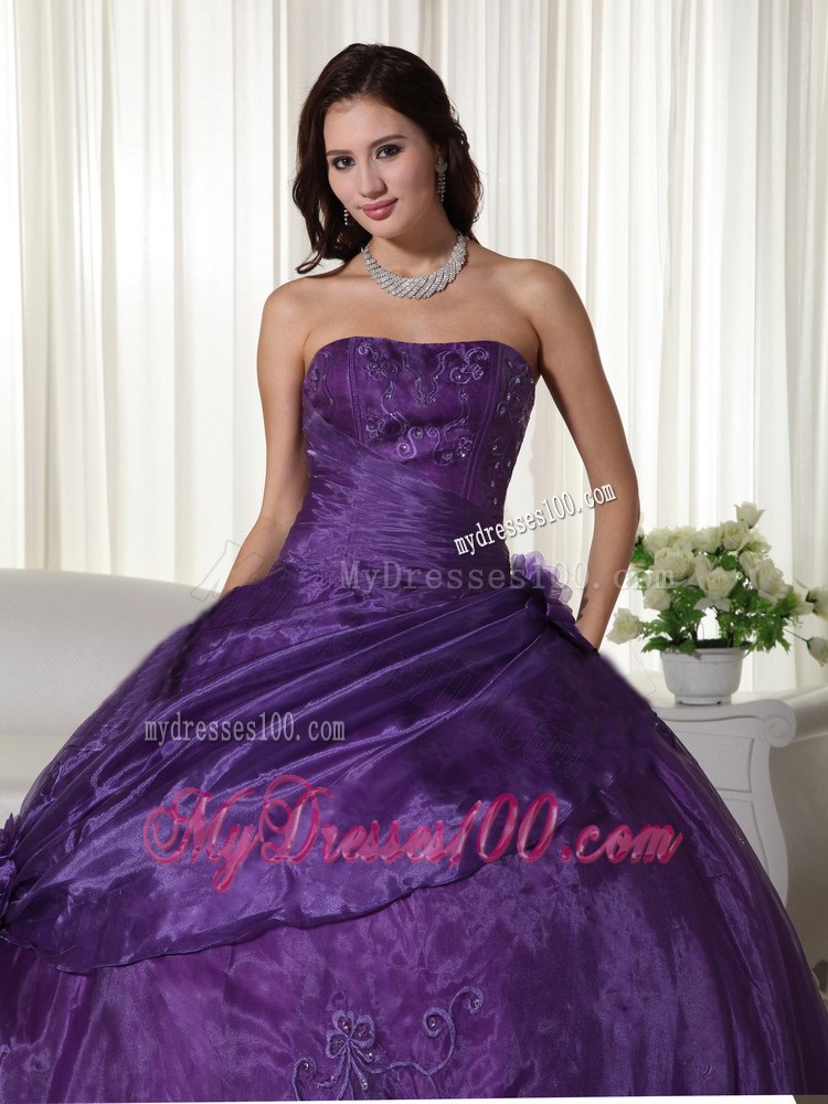 Affordable Eggplant Purple Strapless Ruched Quinceanera Gown