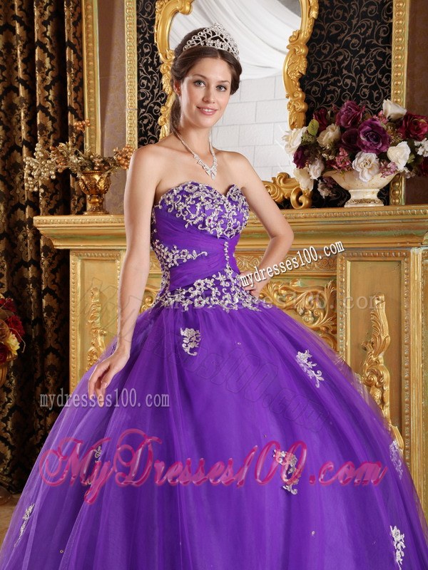 Twinkling Purple Tulle Sweetheart Appliques Quinceanera Dress