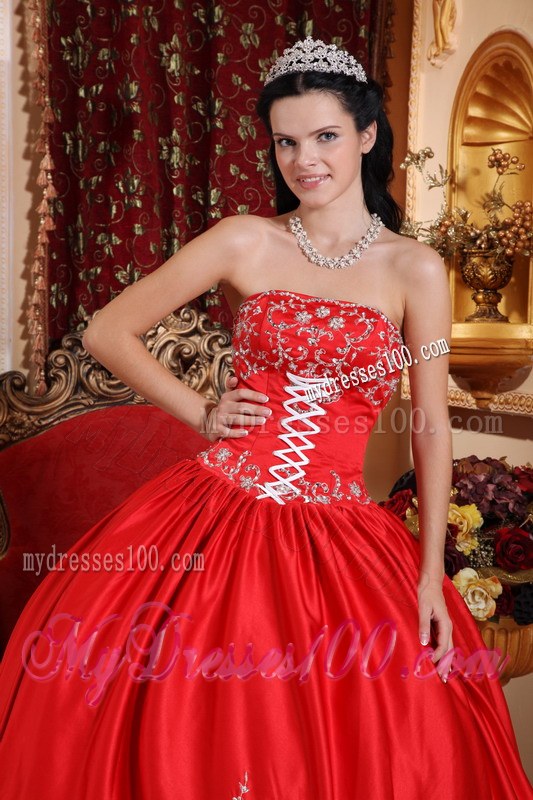 Red Strapless Long Embroidery Quinceneara Dresses Lace-up with Bow