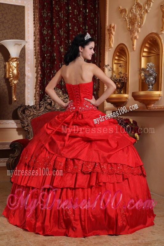 Attractive Sweetheart Red Taffeta Beading and Appliques Quinceanera Dress