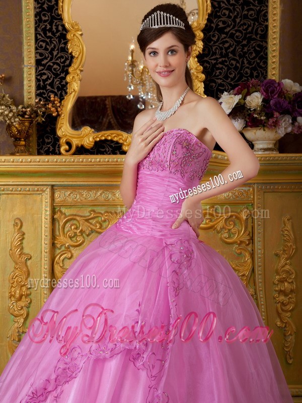 Rose Pink Sweetheart Appliques on Organza Quinceanera Dress