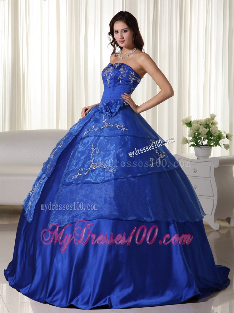 Royal Blue Bodice Quinceanera Dress with Embroidery Layers