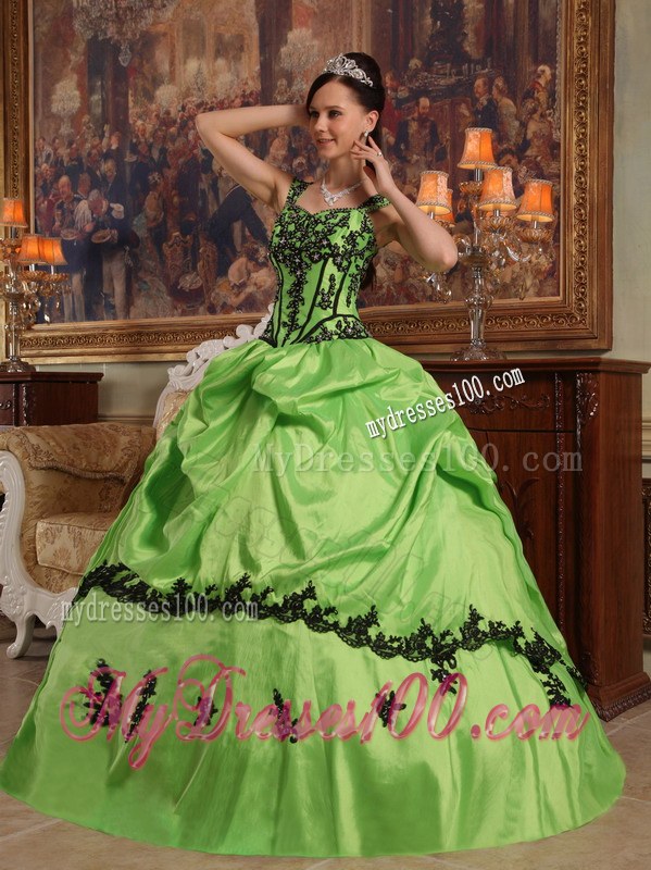 Lovely Spring Green Wide Straps Appliques and Pick-ups Dress for Quince