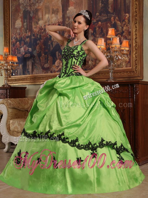 Lovely Spring Green Wide Straps Appliques and Pick-ups Dress for Quince