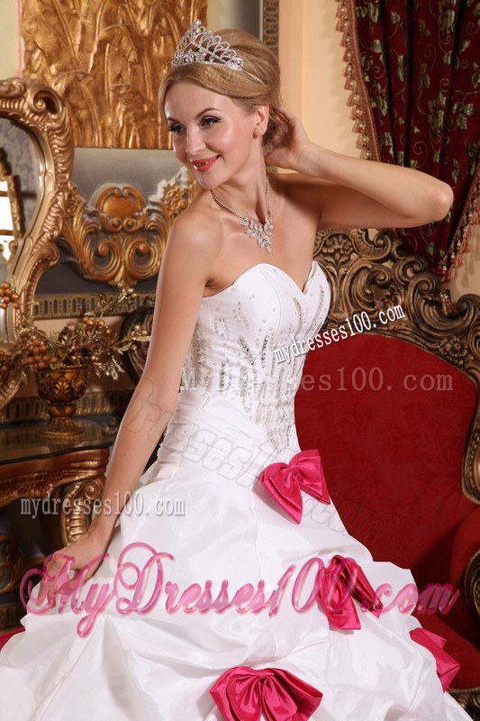 White A-line Quinceanera Dress with Beading and Bowknots
