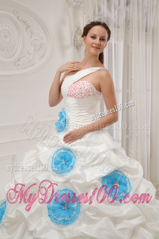 White One Ruched Shoulder Pick-ups Quinceanera Gown Beaded with Flowers