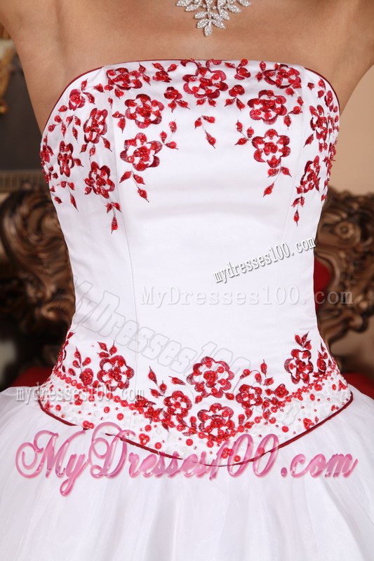 White Strapless Floor-length Organza Quinces Dresses with Red Embroidery