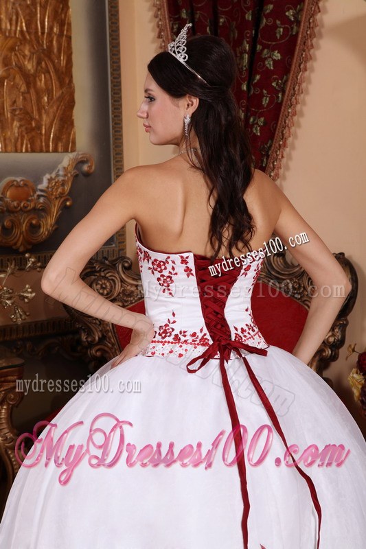 White Strapless Floor-length Organza Quinces Dresses with Red Embroidery