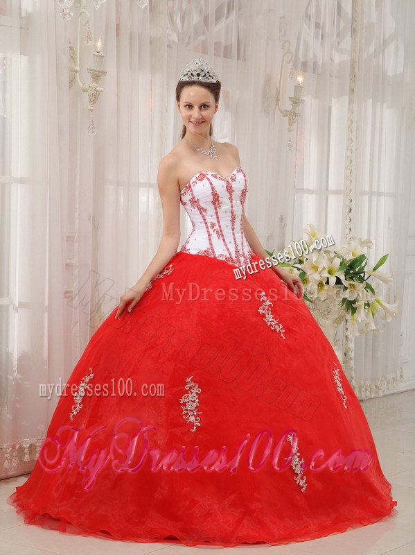 White and Red Sweetheart Appliques Organza Sixteen Quinceanera Dresses