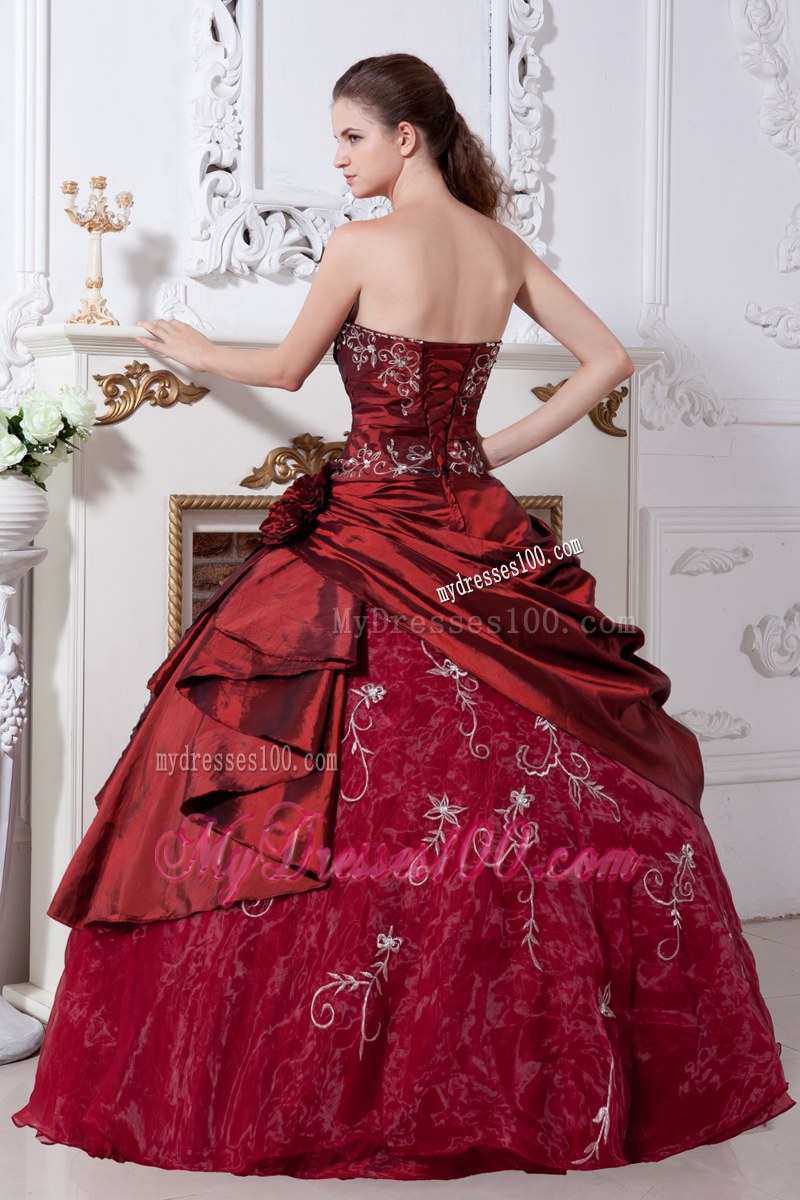 Embroidered Taffeta and Organza Qiunceanera Gowns in Wine Red
