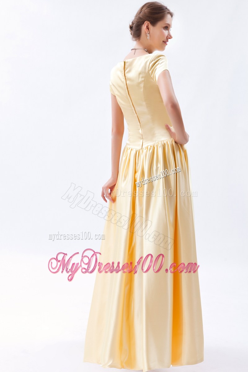 Champagne Column Scoop Prom Dresses Floor-length Short Sleeves