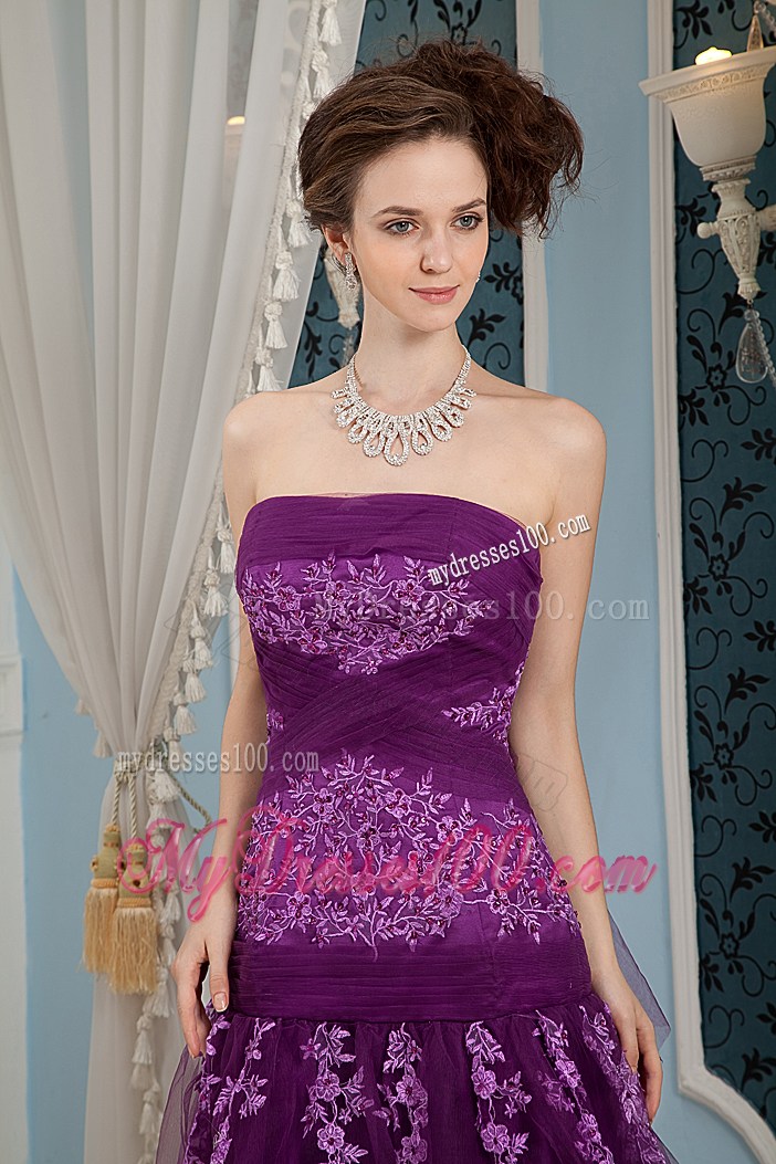 Cheap Elegant Purple Column Strapless Prom Dress with Embroidery