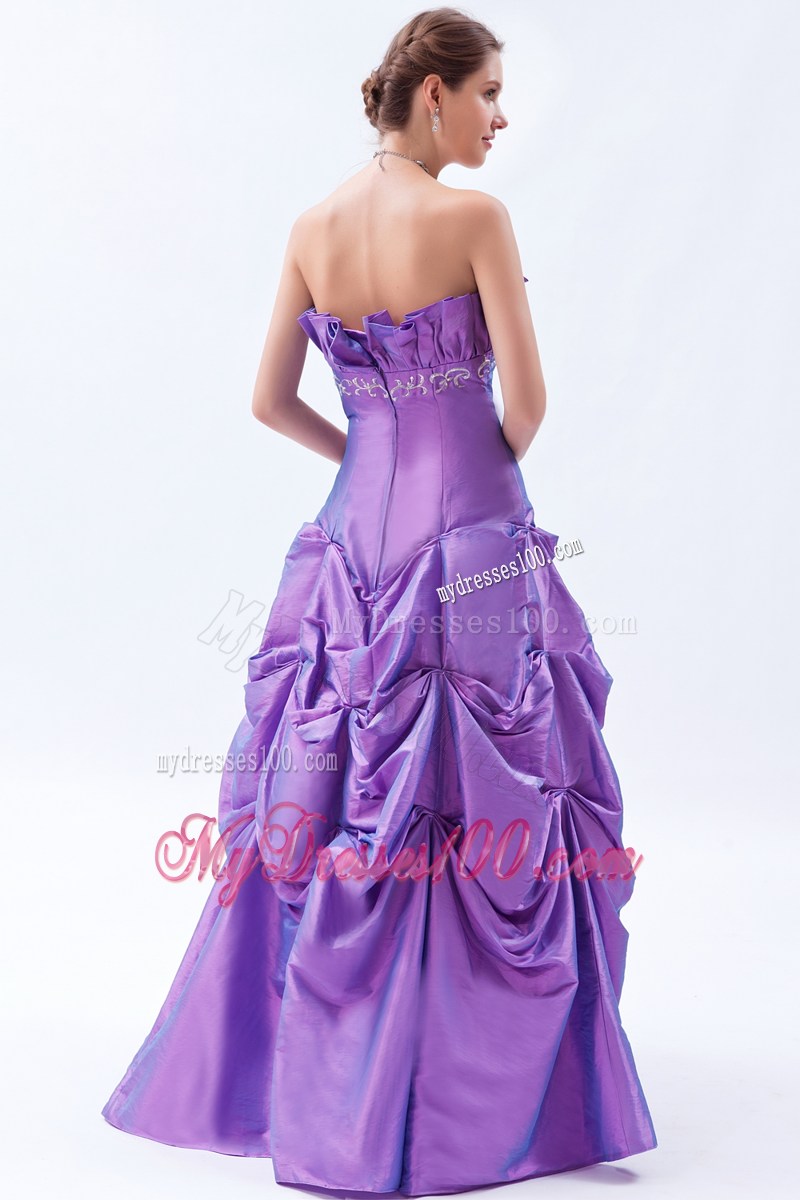 Purple Princess Strapless Prom Dress Embroidery Floor-length