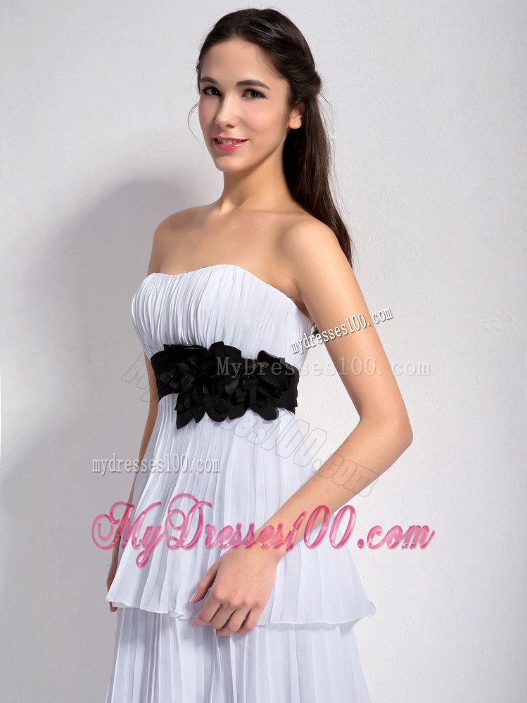 White Empire Strapless Floor-length Hand Made Flower Prom Dresses