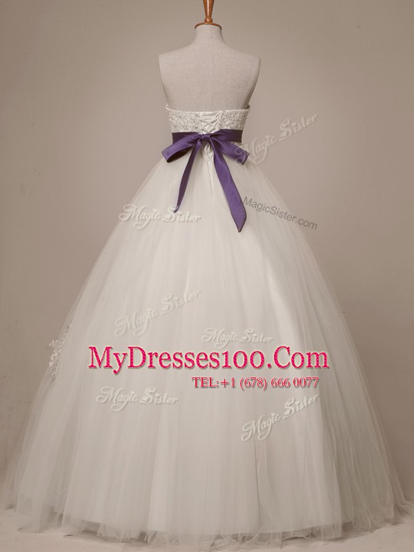 White Sleeveless Tulle Lace Up Wedding Gown for Wedding Party
