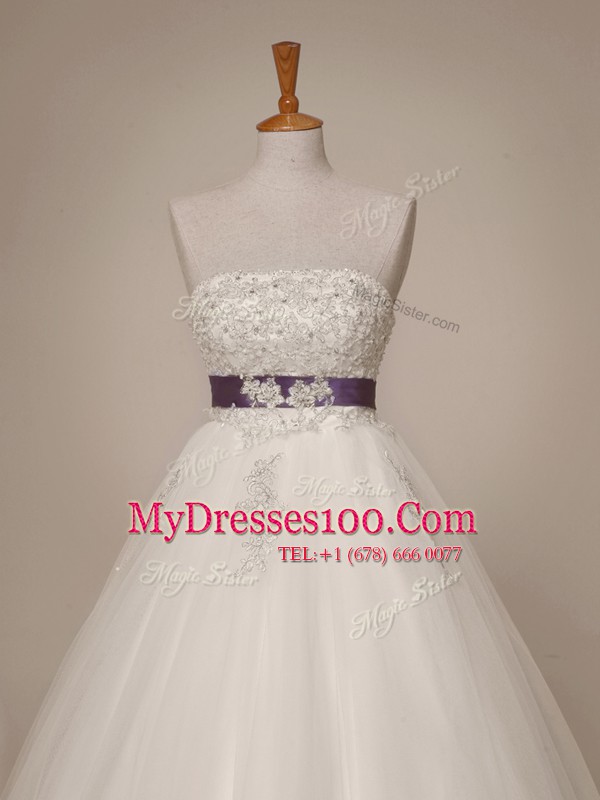 White Sleeveless Tulle Lace Up Wedding Gown for Wedding Party