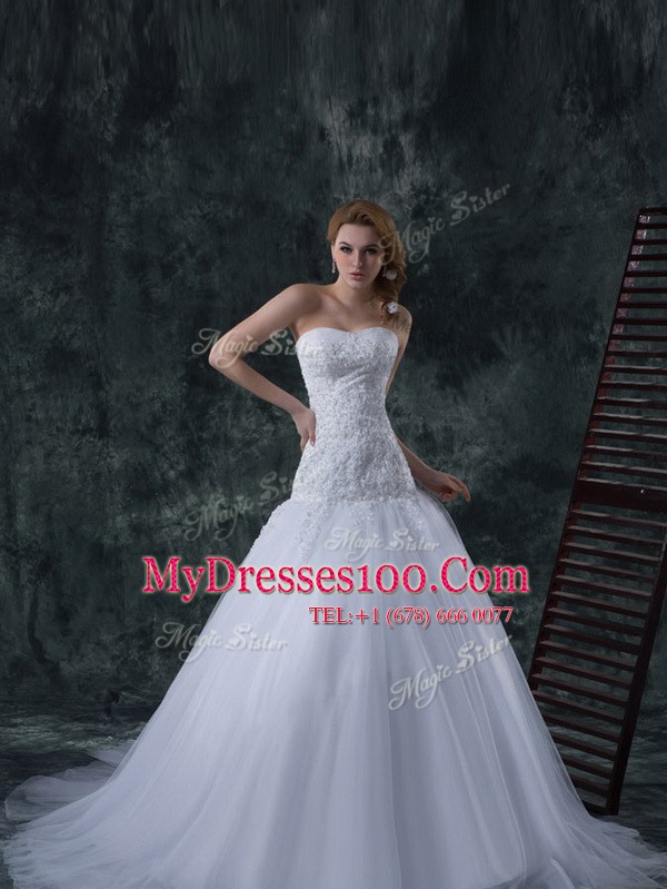 Colorful Sleeveless Tulle With Train Court Train Lace Up Wedding Gowns in White with Beading and Appliques