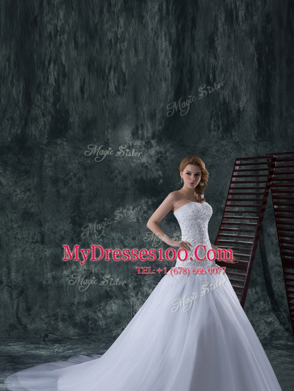 Colorful Sleeveless Tulle With Train Court Train Lace Up Wedding Gowns in White with Beading and Appliques