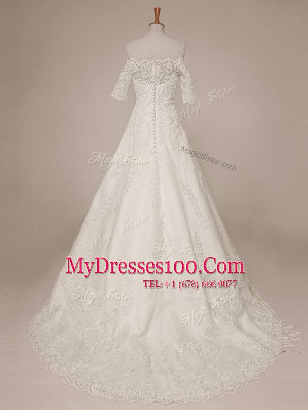 Colorful Lace White Wedding Gowns Scalloped Half Sleeves Sweep Train Zipper