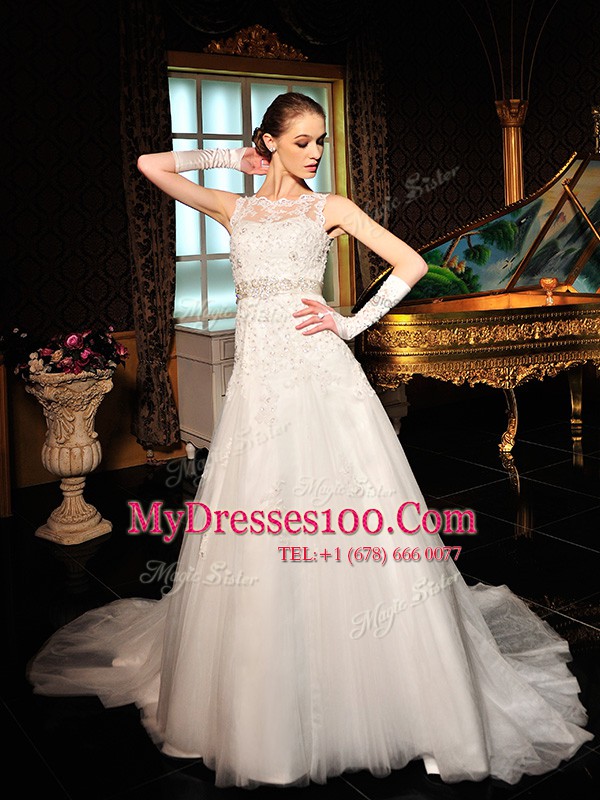 Cheap White Scalloped Neckline Lace Wedding Gown Sleeveless Zipper