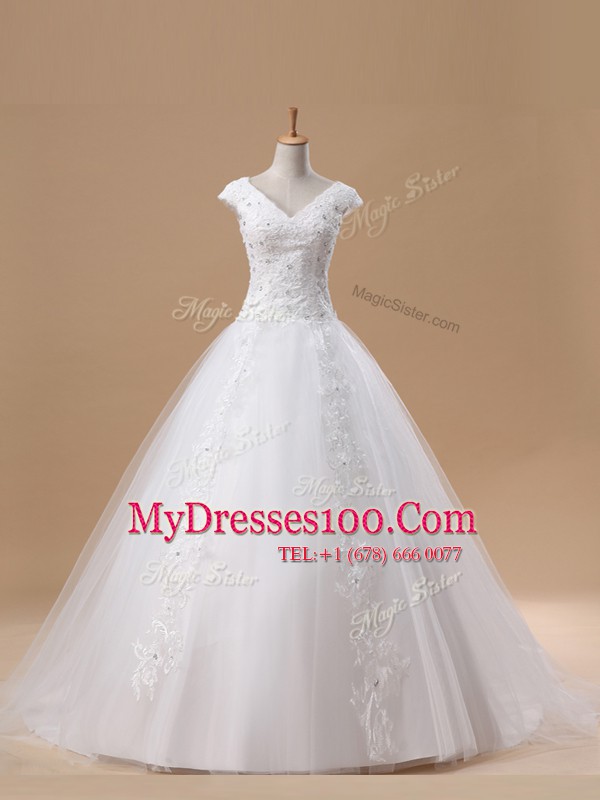 Fine V-neck Short Sleeves Tulle Wedding Gown Beading and Appliques Brush Train Lace Up