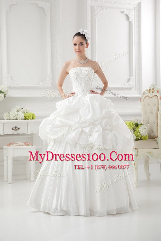 Clearance White Taffeta Lace Up Wedding Dresses Sleeveless Floor Length Beading and Pick Ups