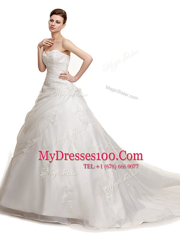 Nice Sleeveless Organza With Brush Train Lace Up Wedding Dresses in White with Beading and Appliques