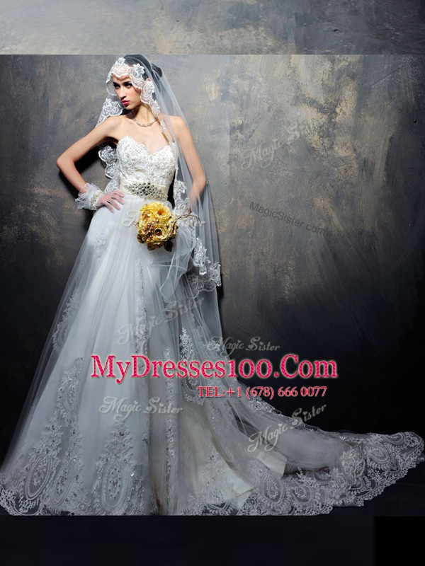 New Style White Lace Up Wedding Dresses Beading and Appliques Sleeveless With Train Court Train