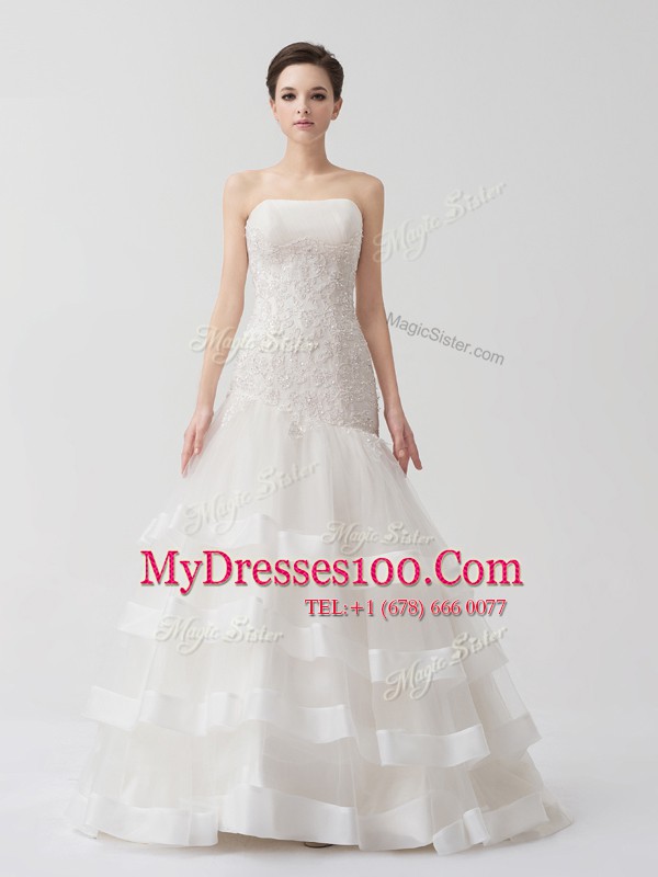 Ruffled White Sleeveless Tulle Brush Train Lace Up Bridal Gown for Wedding Party