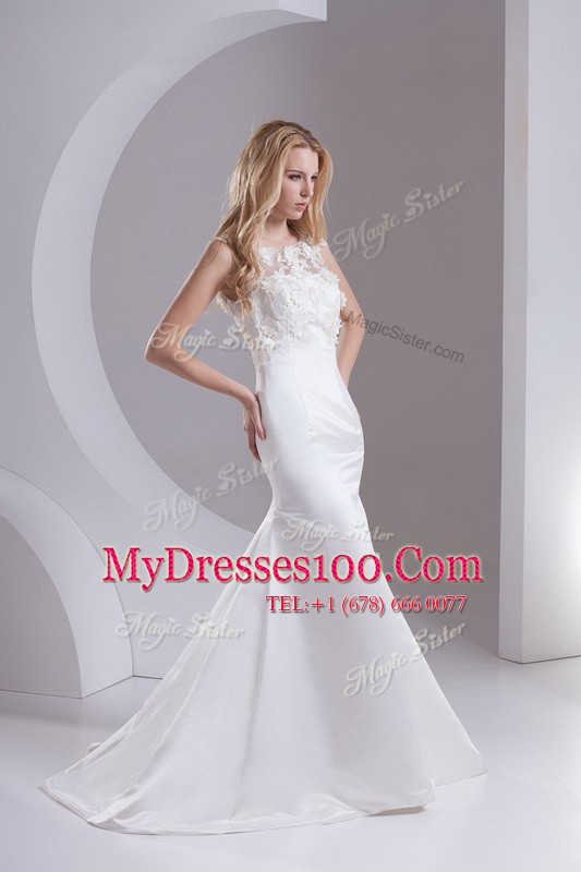Custom Designed Sleeveless Lace Zipper Bridal Gown with White Sweep Train
