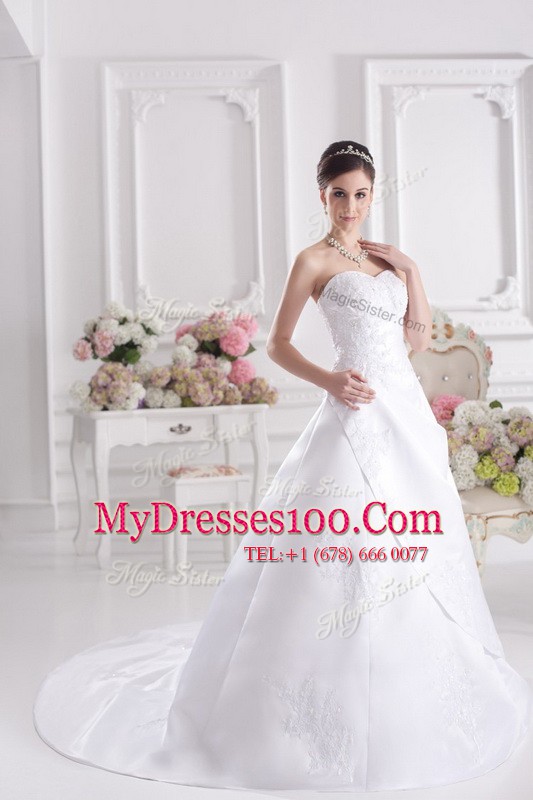 Fantastic Beading and Appliques Wedding Dresses White Zipper Sleeveless With Brush Train