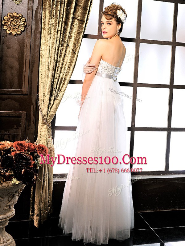 Pretty Strapless Sleeveless Lace Up Wedding Gowns White Tulle