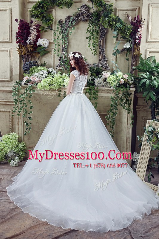 Admirable White Scalloped Zipper Beading and Lace Wedding Gown Court Train Sleeveless