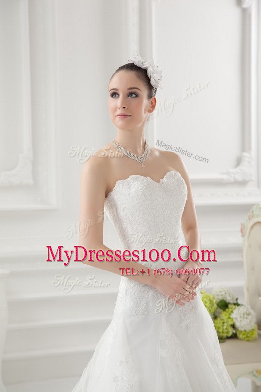 Sweetheart Sleeveless Wedding Gown Sweep Train Lace and Appliques White Tulle