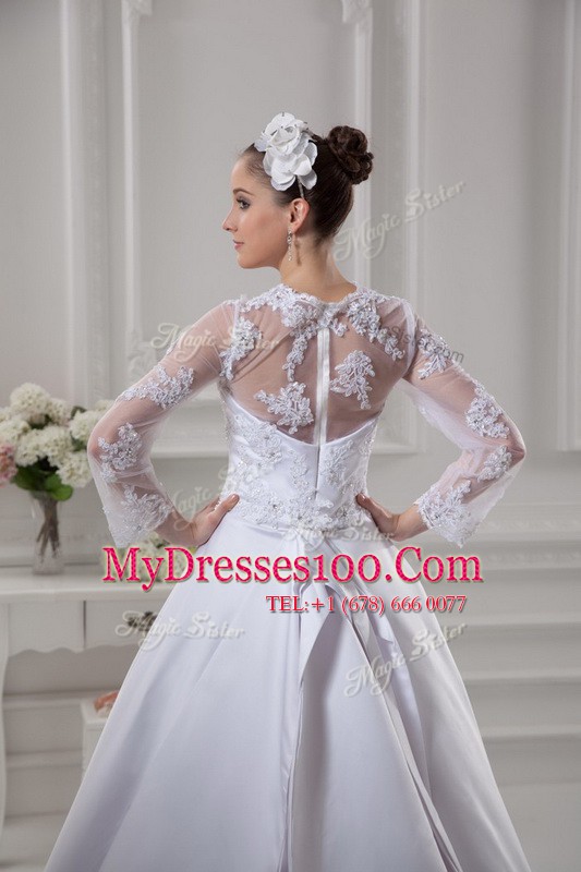 Scalloped Lace Bridal Gown White Zipper Long Sleeves Court Train