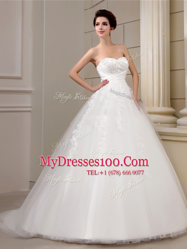 Elegant White A-line Sweetheart Sleeveless Tulle With Train Court Train Lace Up Appliques Bridal Gown